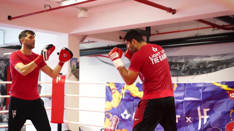 <br />
<b>Warning</b>:  Undefined global variable $_SESSION in <b>/home/blenderproductio/public_html/novosti.php</b> on line <b>143</b><br />
<br />
<b>Warning</b>:  Trying to access array offset on null in <b>/home/blenderproductio/public_html/novosti.php</b> on line <b>143</b><br />
Na putu do pobjede snimali smo i fotografirali Filipa Hrgovića